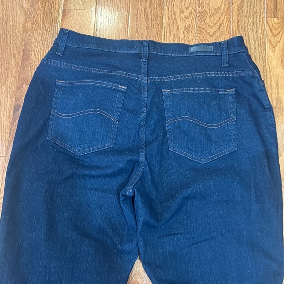 LEE RELAXED FIT WAIST POCKETS ZIPPER DENIM JEANS STRETCH WOMEN SIZE 16 W MEDIUM - Picture 5 of 7